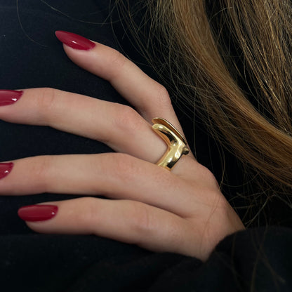 18k gold ring